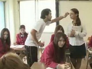 Fucking Schoolgirls: Nippon's Sexy Time Stop in Tokyo