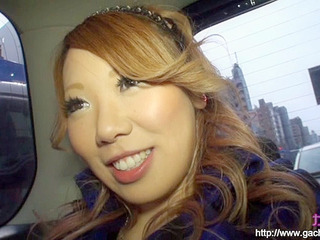 Sayonara to virginity with Nippon babes outdoor car sex