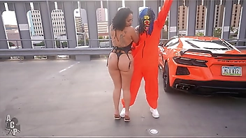 Reeses Pieces Aka Officer Ramos Arrest Gibby The Clown For Public Porn And It Takes A Turn For The Best